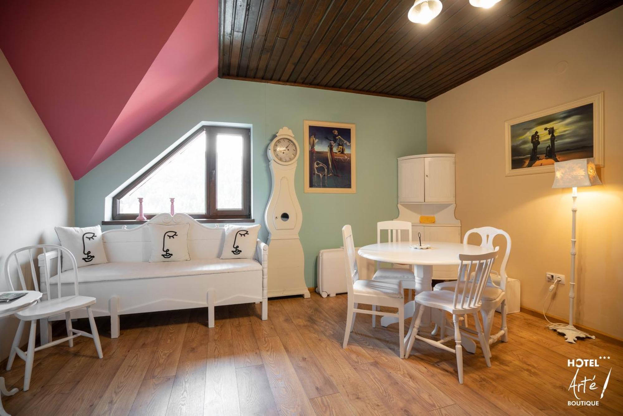 ביילה טושנד Art'E Boutique Rooms מראה חיצוני תמונה